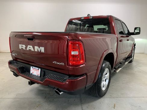 Used 2025 RAM 1500 Big Horn AWD/4WD image 9