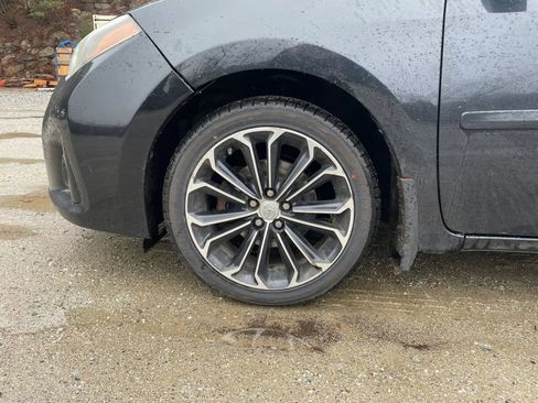 Used 2016 Toyota Corolla S image 28