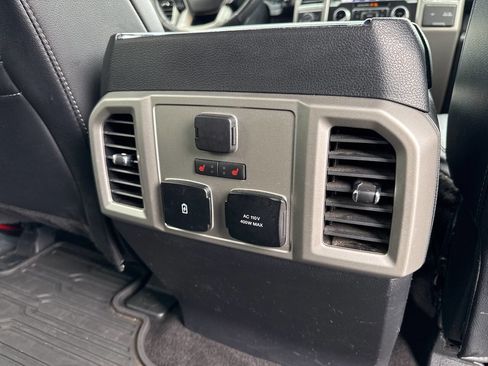 Used 2020 Ford F150 Lariat w/ Equipment Group 502A Luxury image 34