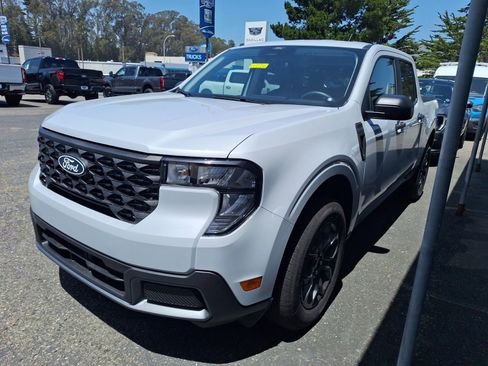 Used 2026 Ford Maverick XLT FWD image 3