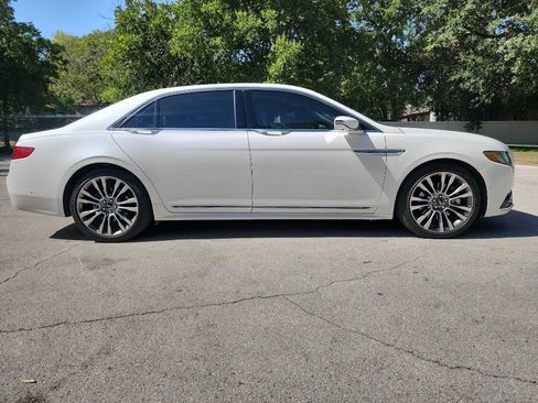 Used 2017 Lincoln Continental Reserve w/ Technology Package AWD/4WD image 8