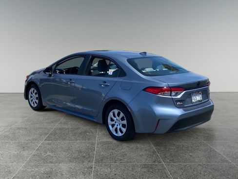 Used 2026 Toyota Corolla LE FWD image 3
