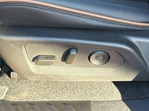 New 2026 GMC Canyon AT4 image 17