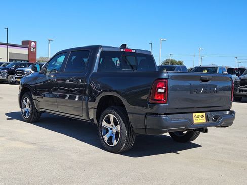 New 2026 RAM 1500 Express image 5