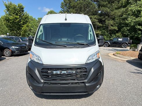 Used 2025 RAM ProMaster 2500 w/ Safety Group FWD image 3