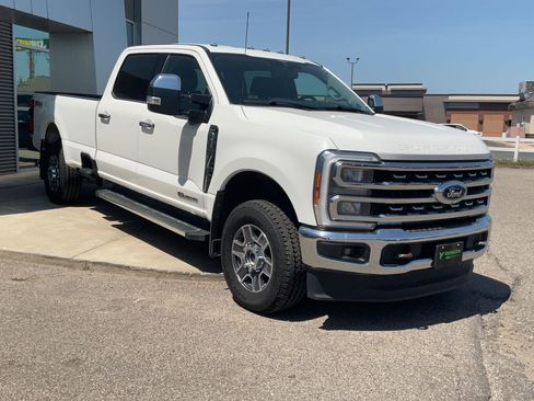 Used 2023 Ford F350 Lariat w/ Chrome Package AWD/4WD image 3