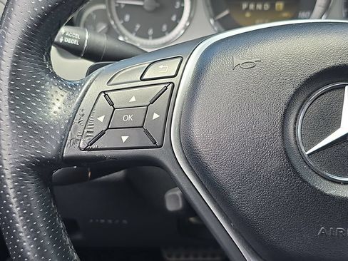 Used 2012 Mercedes-Benz E 350 Cabriolet image 19