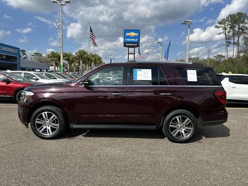 Used 2024 Ford Expedition Limited RWD image 13