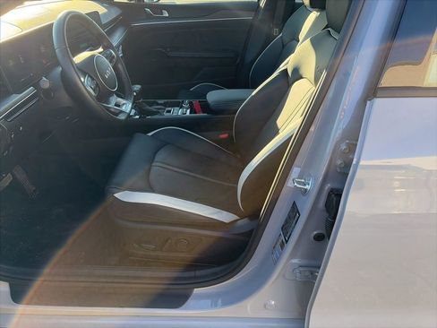Used 2025 Kia K5 GT-Line w/ GT-Line Premium Package image 8