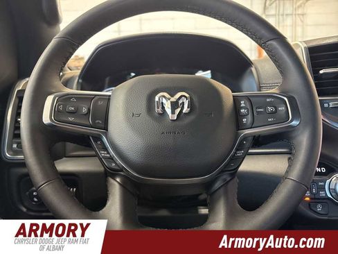 Used 2025 RAM 1500 Laramie image 13