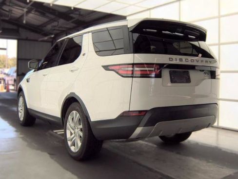 Used 2017 Land Rover Discovery HSE AWD/4WD image 5