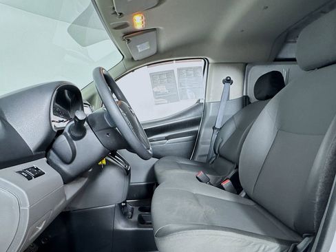 Used 2019 Nissan NV200 SV FWD image 8