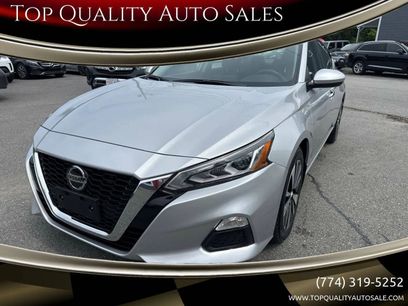 Used 2022 Nissan Altima 2.5 SV