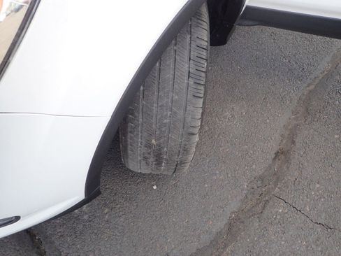 Used 2019 Ford Escape SE image 26