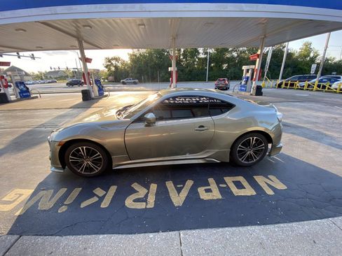 Used 2015 Scion FR-S image 8