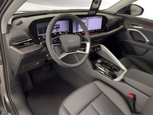 New 2026 Audi Q5 Premium AWD/4WD image 4
