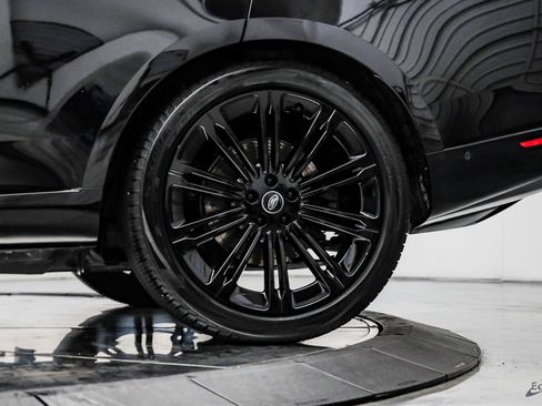 Used 2024 Land Rover Range Rover SE image 90