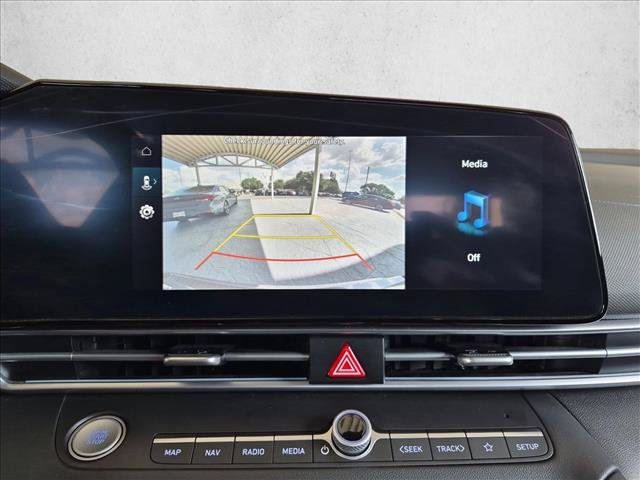 Used 2025 Hyundai Elantra SEL FWD image 14