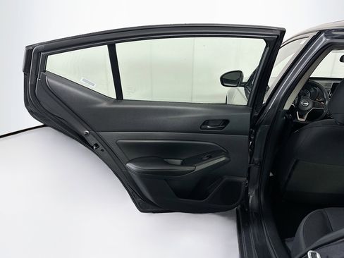 Used 2024 Nissan Altima 2.5 SV image 24