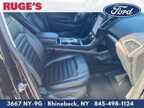 Certified 2022 Ford Edge SEL w/ Convenience Package image 10