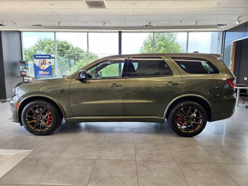 New 2026 Dodge Durango SRT Hellcat w/ Premium Group AWD/4WD image 3