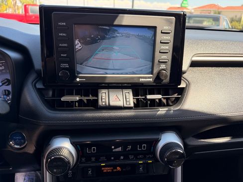 Used 2022 Toyota RAV4 XLE Premium image 24