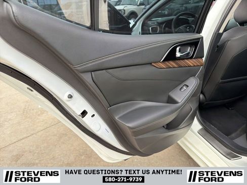 Used 2016 Nissan Maxima Platinum image 30