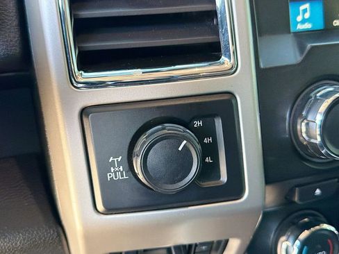 Used 2018 Ford F250 Lariat w/ Chrome Package image 27