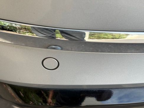 Used 2019 Volkswagen Atlas SEL R-Line image 5