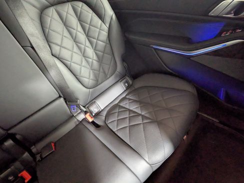 Used 2025 BMW X7 xDrive40i AWD/4WD image 15