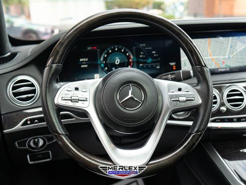 Used 2019 Mercedes-Benz S 560 4MATIC Sedan w/ Premium Package image 24