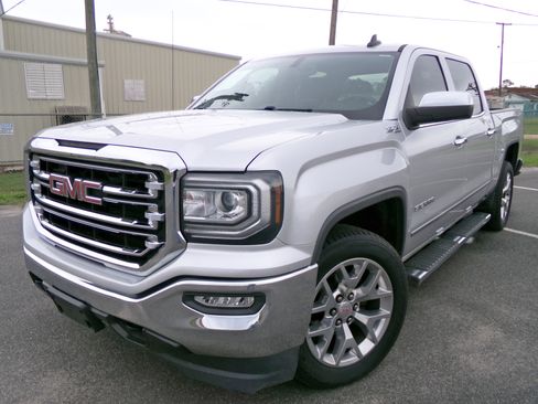 Used 2018 GMC Sierra 1500 SLT w/ SLT Premium Package AWD/4WD image 1