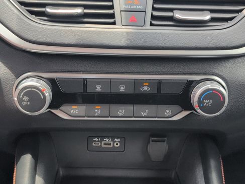 Used 2022 Nissan Altima 2.5 SR FWD image 21