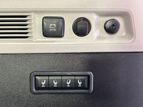 Used 2022 Jeep Wagoneer Series III image 16