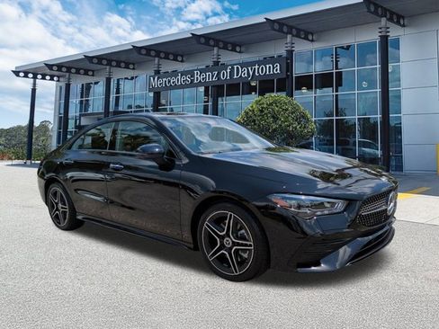 Used 2025 Mercedes-Benz CLA 250 CLA 250 image 2