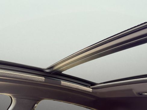 Used 2023 BMW X6 xDrive40i w/ Executive Package image 18