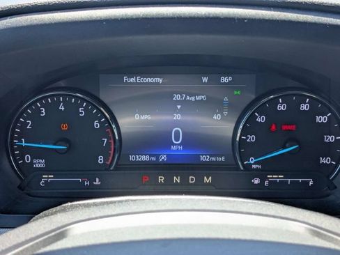 Used 2020 Ford Explorer XLT w/ Equipment Group 202A AWD/4WD image 30