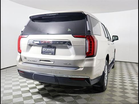 Used 2021 GMC Yukon SLT w/ SLT Premium Package RWD image 5