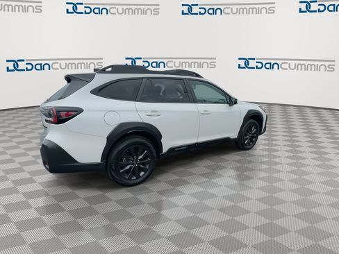 Used 2024 Subaru Outback Onyx Edition image 8