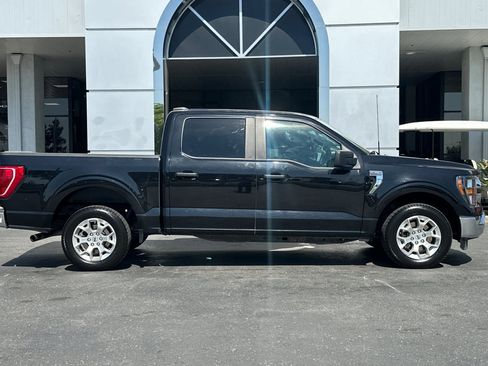 Used 2023 Ford F150 XLT image 3