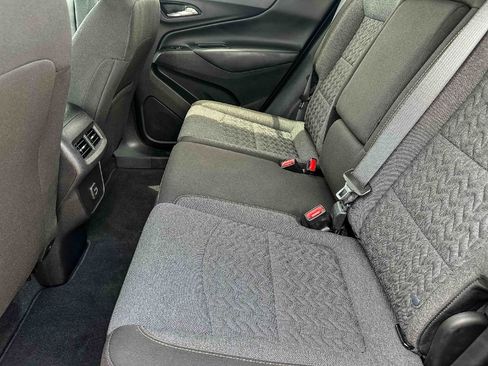 Used 2024 Chevrolet Equinox LT FWD image 18
