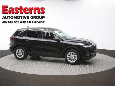 Used 2023 Ford Escape Active AWD/4WD image 46