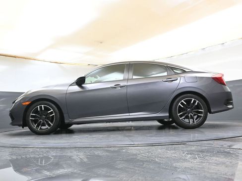 Used 2019 Honda Civic Sport image 38
