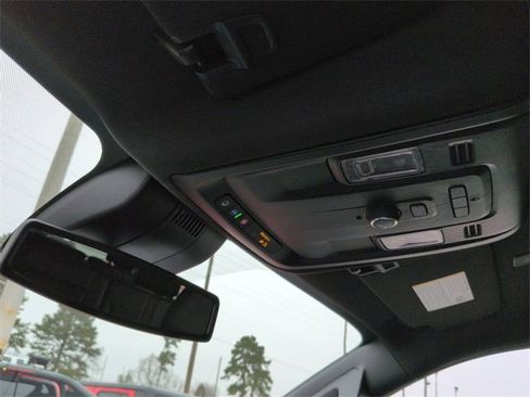 Used 2023 Chevrolet Suburban RST image 22