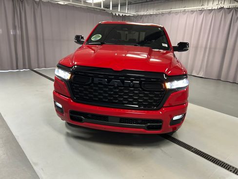 Used 2025 RAM 1500 Big Horn AWD/4WD image 2