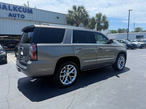 Used 2019 GMC Yukon Denali w/ Denali Ultimate Package AWD/4WD image 3