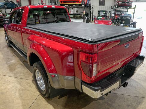 Used 2022 Ford F350 Lariat w/ Lariat Ultimate Package RWD image 16