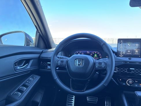 Certified 2025 Honda Accord Sport image 25