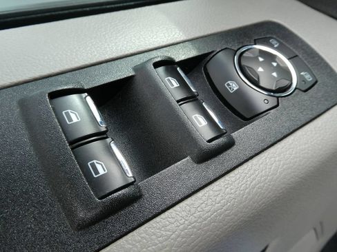 Used 2019 Ford F150 XLT w/ Equipment Group 302A Luxury AWD/4WD image 22