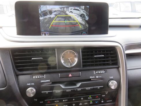 Used 2020 Lexus RX 350 Base AWD 4dr SUV w/ Premium Package image 18